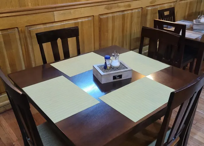 Hostal Balmaceda Punta Arenas